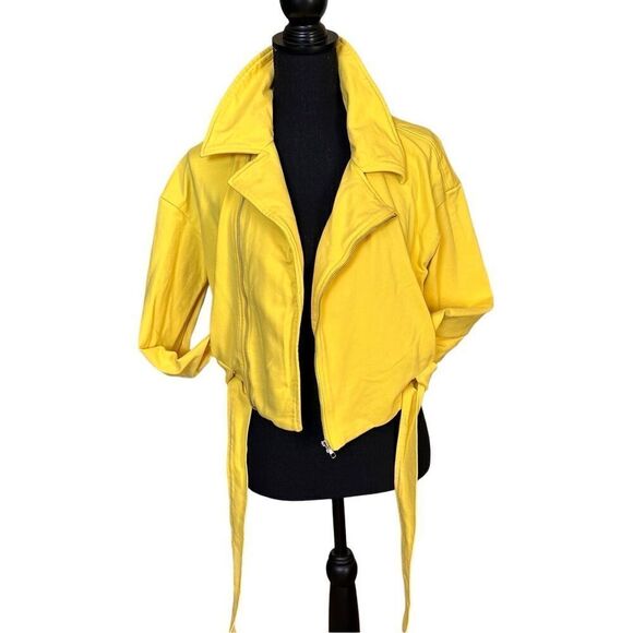 Forever 21 Yellow Cropped Moto Jacket With Accent Zippers and Belted Waist Sz Me - Picture 1 of 9